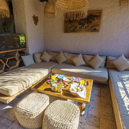 Alacati Aura Hotell Alaçatı